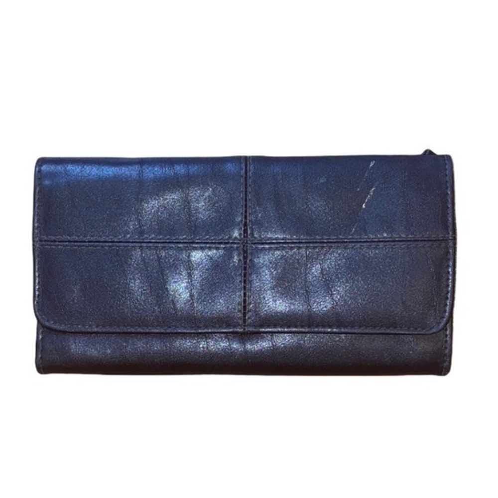 Liz Claiborne women’s brown wallet clutch